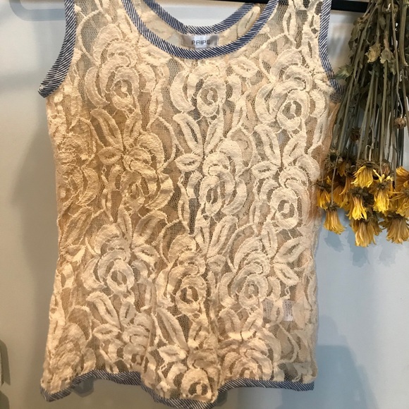 Lace Tank Top - Picture 2 of 4